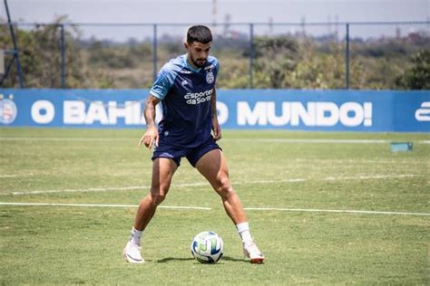 Destaque Do Bahia Cauly Vive Temporada Mais Participa Es Em Gols