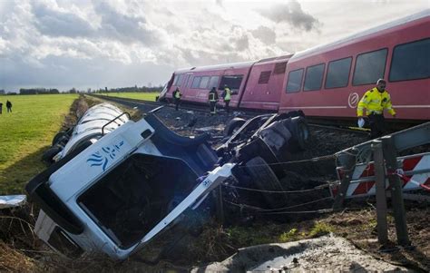 Plusieurs blessés dans la collision entre un camion citerne et train