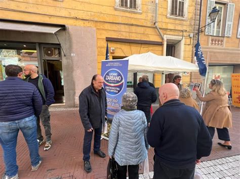 Elezioni Imperia Gazebo Del Candidato Sindaco Luciano Zarbano In Via