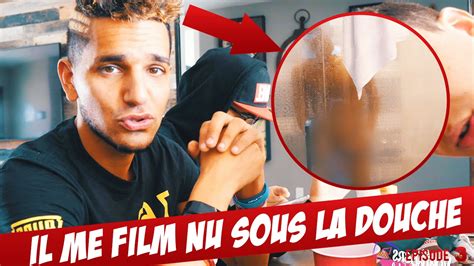 IL ME FILME NU SOUS LA DOUCHE Les Youtubers A LA 3 YouTube