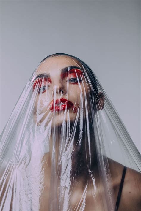 Plastic queen – Artofit