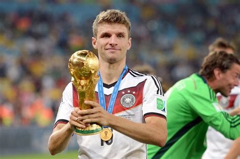 Thomas Müller Beendet Dfb Karriere Fans Haben Jetzt Nur Eine Forderung