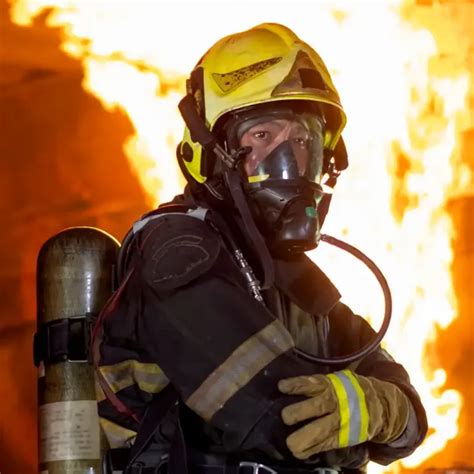Bombeiro Civil O Que É - O que é um Bombeiro Civil e Qual a sua Importância? - PREAMAR