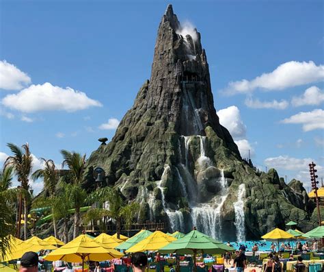 Universal's Volcano Bay Water Park | Wishes & Dreams Travel