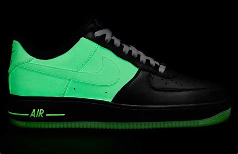 Nike Air Force 1 Id Glow In The Dark Samples Le Site De La Sneaker