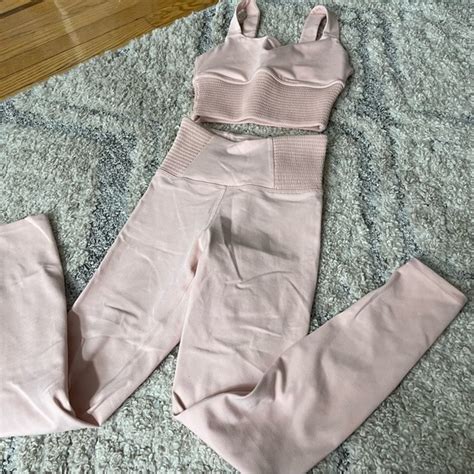 Carbon38 Pants And Jumpsuits Carbon38 Pink Leggings And Sports Bra Set Poshmark