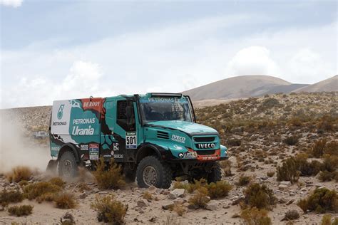 Iveco Powerstar Evolution Ii X Offroad Semi Tractor