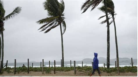 Frente Fria Chega Ao Rio E Traz Ventania Chuva E Queda De Temperatura