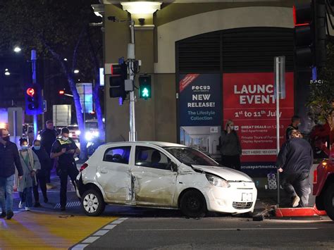 Southbank Crash Truck Hits Car On City Rd And Power St Intersection