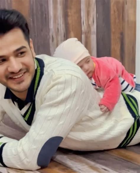 Kanwal Aftab And Zulqarnain Sikandar Latest Pictures With Baby Aizal