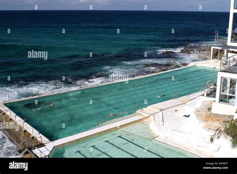 Bondi Icebergs ocean pool and club Stock Photo - Alamy