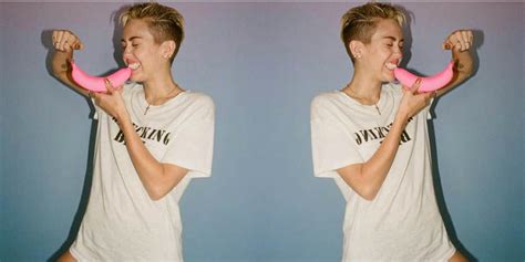 New Sex Toys Let You Give Your Man A Virtual Blowjob YourTango