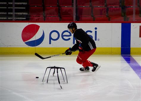 Jordan Staal Says Sports Leagues ‘in This Together As Hurricanes