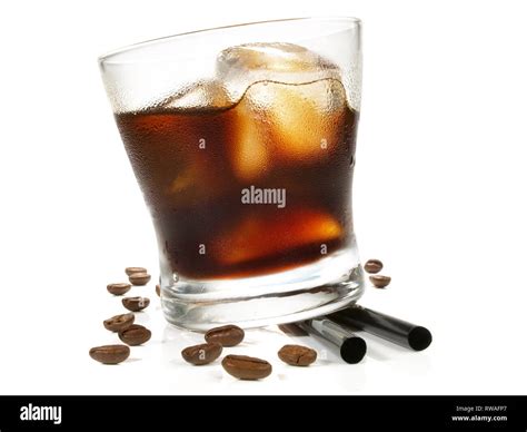 Black russian cocktail hi-res stock photography and images - Alamy