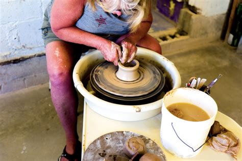 Shelburne Craft School — Beginner Mixed Level Wheel Throwing