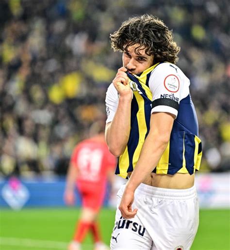 Fenerbahçe de Ferdi için kapılar kapalı Sporx Galeri