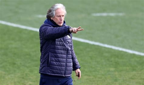 Fenerbah E De Jorge Jesus Tan Ferdi Kad O Lu Ve Miha Zajc Karar