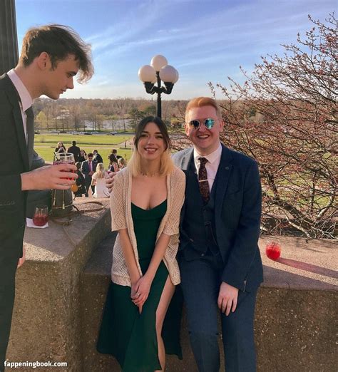 Shelbygraces Nude OnlyFans Leaks Fappening FappeningBook