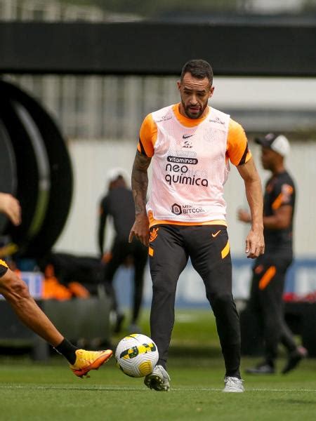 Corinthians Renato Augusto E Fagner Treinam De Olho No Majestoso