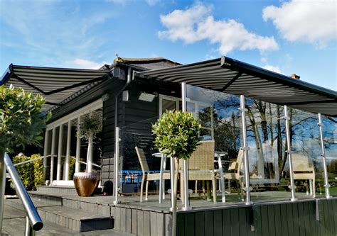 The Chequers Matching Green | DesignMyNight