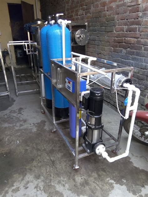 Reverse Osmosis RO Capacity 2000 3000 Liter Hour 2000 Lph Ro Plant