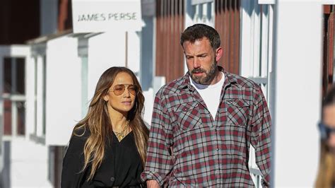 Previously Absent Pics Of Jennifer Lopez And Ben Afflecks