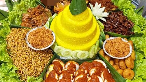 Makan Enak Murah Meriah! 3 Tempat Makan Nasi Kuning Paling Enak di ...