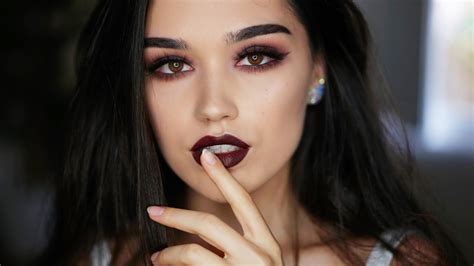 Vampy Makeup Looks | Saubhaya Makeup