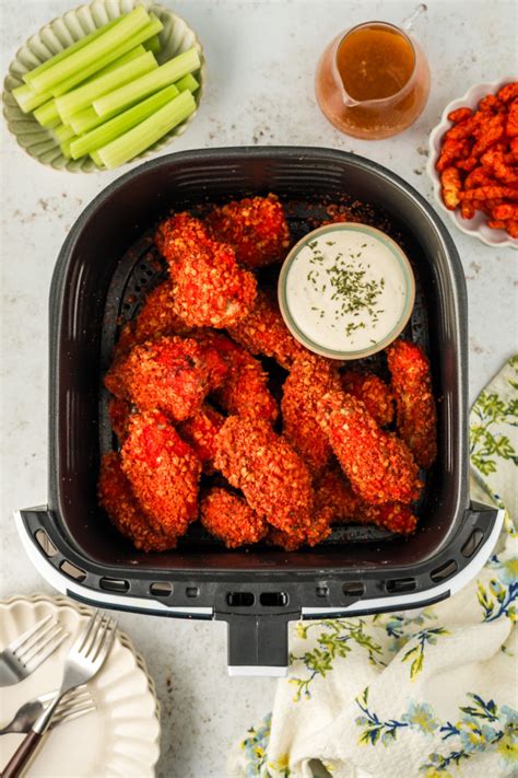 Applebees Flamin Hot Cheetos Wings Fork To Spoon