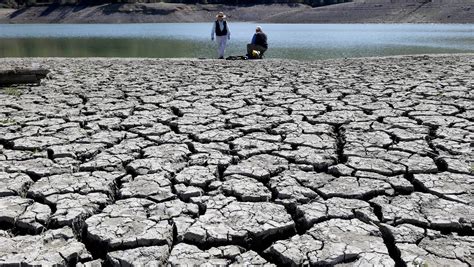 Late Spring Rains Ease Worries For Driest Calif Towns