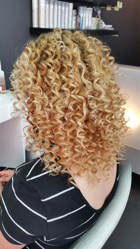 Tight Curls Spiral Perms For Medium Hair Cabelos On Pinterest