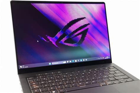 ASUS ROG Zephyrus G14 OLED 2024 GA403UI QS041W Review Con Ryzen 9 8945HS