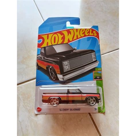 Jual Hot Wheels 83 Chevy Silverado Regular Card New Shopee Indonesia