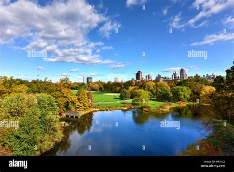 Central park autumn Fotos und Bildmaterial in hoher Auflösung Alamy