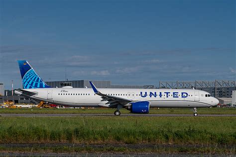 united airlines orders  additional aneo aircraft airbus