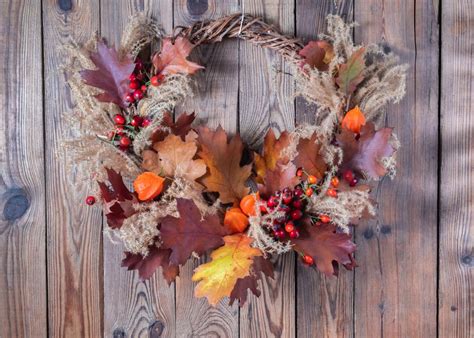 25 Thanksgiving Craft Ideas for Kids and Adults