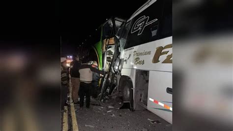 Cusco Cinco Muertos Y Cerca De Cien Heridos En Choque Entre Dos Buses