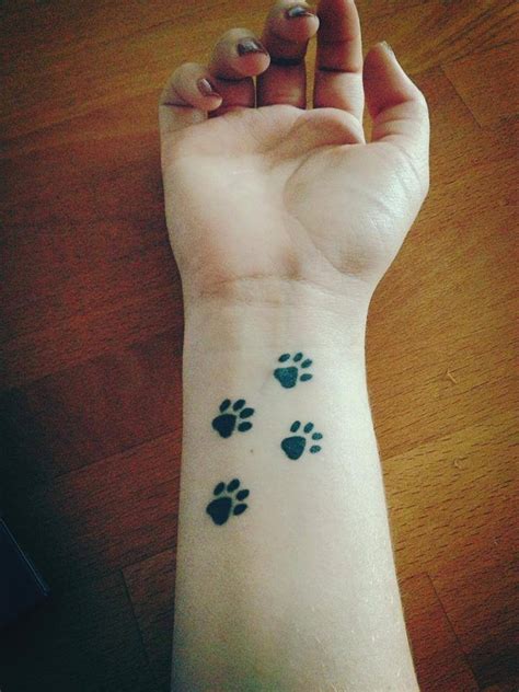 22 Adorable Tiny Tattoo Ideas For Girls Available Ideas