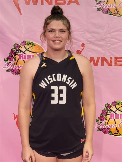 Amelia Van Der Kooy Oconomowoc Prep Girls Hoops