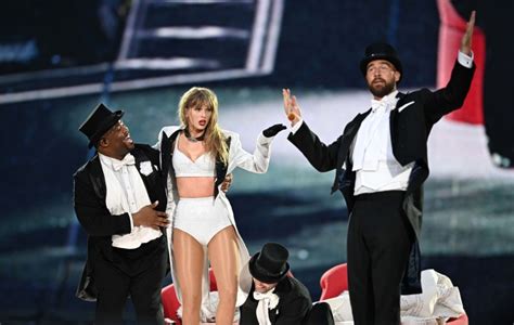 Taylor Swift Reacts to Travis Kelce’s ‘Eras Tour’ Debut