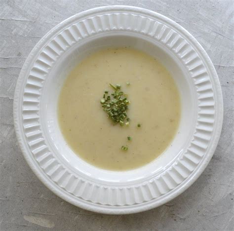 Easy Potato Leek Soup — Unwritten Recipes