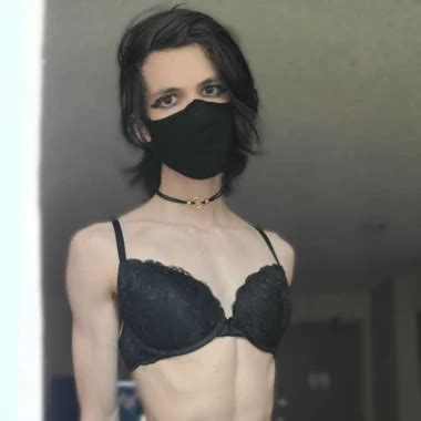 Huge Cumshot From Big Dick Girl Shemale Skinny Porn Feat Melany Xhamster