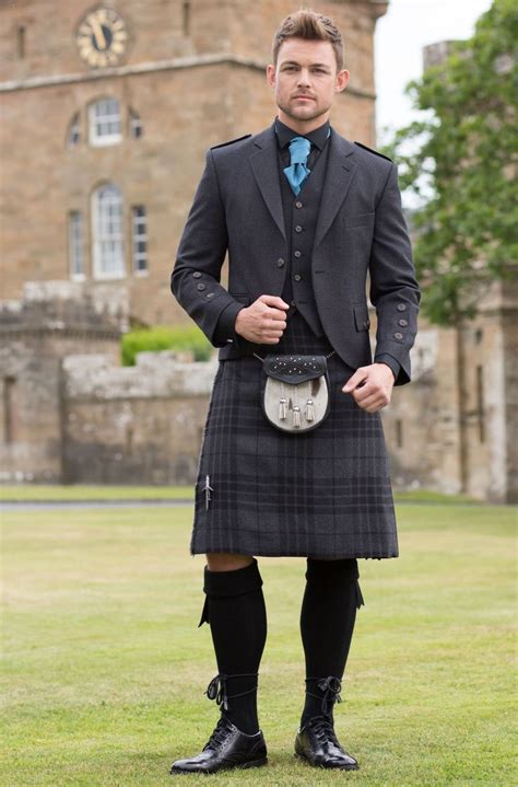 Nice kilt outfit Kilt Wedding, Wedding Men, Wedding Suits, Nerdy ...