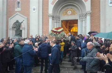 In Tanti Nella Cattedrale Di Mileto Per Lultimo Saluto A Rocco Grillo