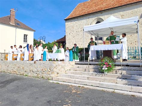 Messe De Rentr E Accueil De Don Phil Paroisse Catholique S Nart Sud