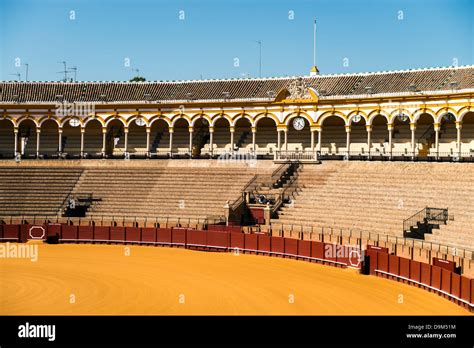 Stierkampfarena Plaza De Toros Sevilla Andalusien Spanien