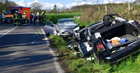 Unfall Bad Neuenahr Ahrweiler Mehrere Personen Wurden Eingeklemmt