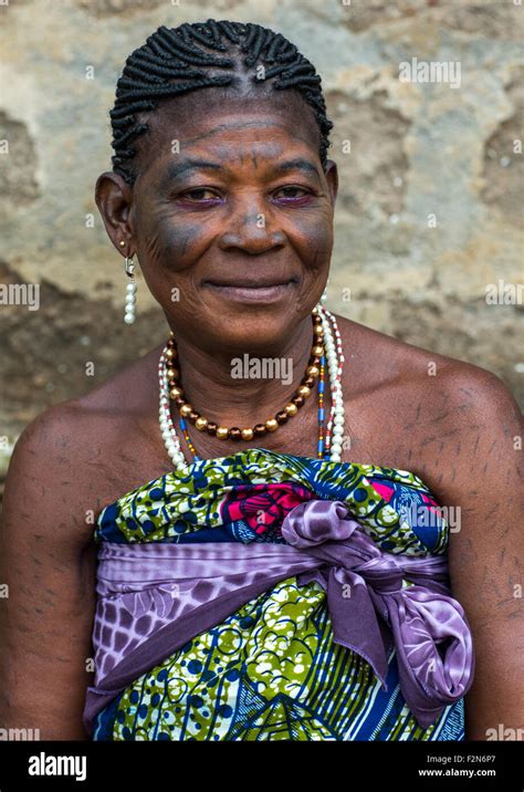 African Voodoo Priestess