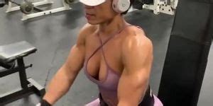 Female Bodybuiilder Fbb Workout Porn Videos