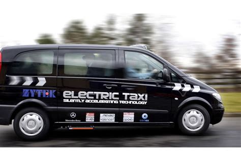 Mercedes Vito electric-taxi heads for the streets of London